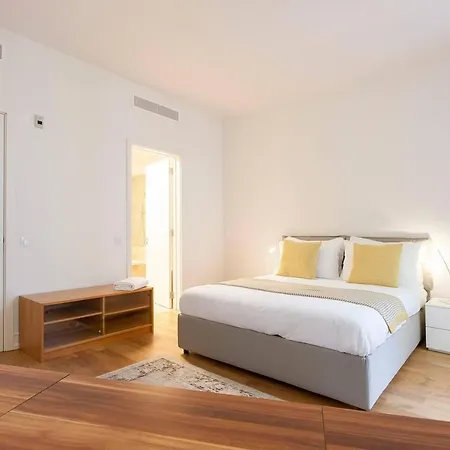 Center Prestigious Avenue Liberdade & Garage * Lisbona